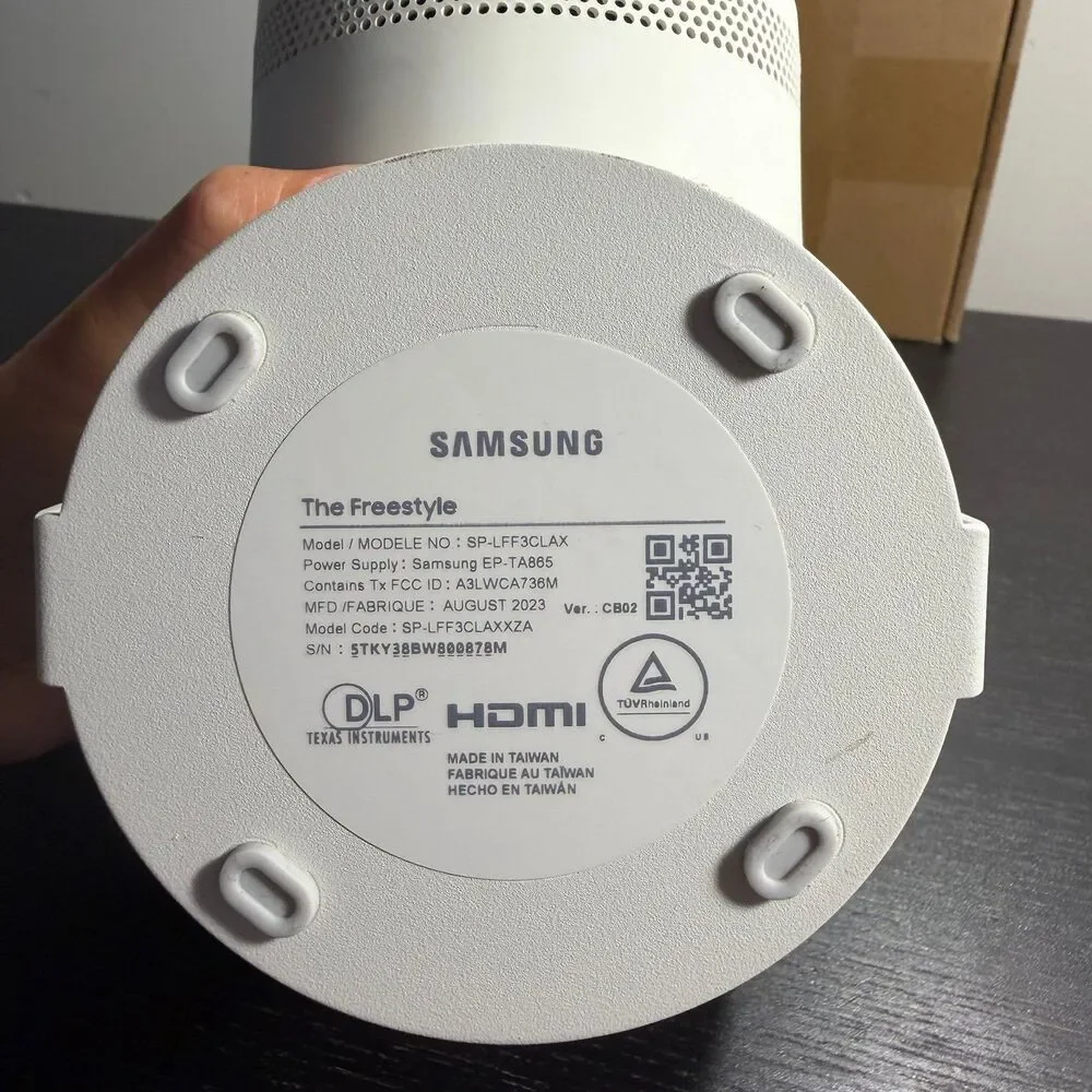 Samsung Freestyle Portable ProjectoSamsung Freestyle Portable Projector SP-LS03B